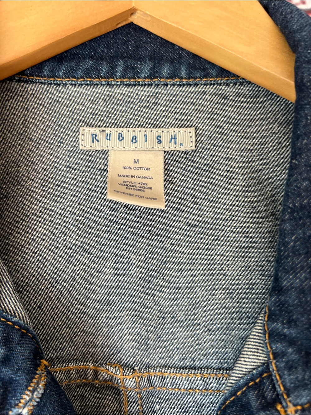 Rubbish Dark Wash Classic Button-Front Cropped Denim Trucker Jacket - Picture 3 of 6